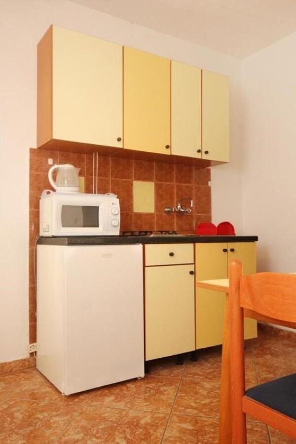 Apartments Tonka - 150M From The Sea & Parking أوروبيتش المظهر الخارجي الصورة