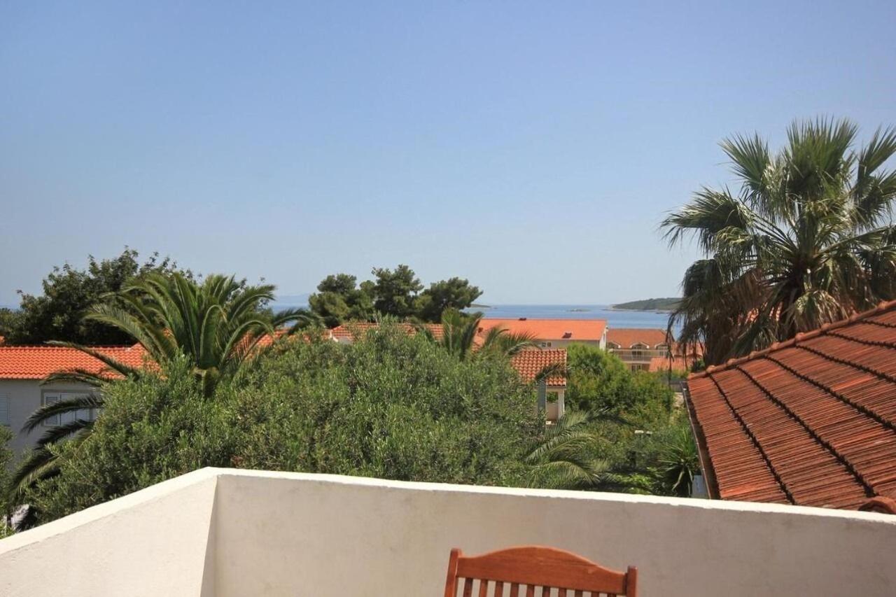 Apartments Tonka - 150M From The Sea & Parking أوروبيتش المظهر الخارجي الصورة